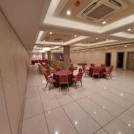 Acco Grand Hotel ラクナウ エクステリア 写真